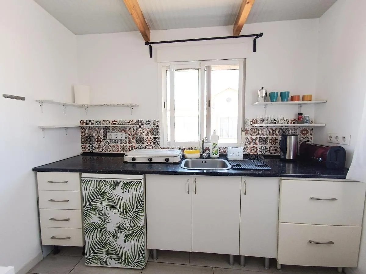 Aloe Vera Shared House Ελ Μέντανο