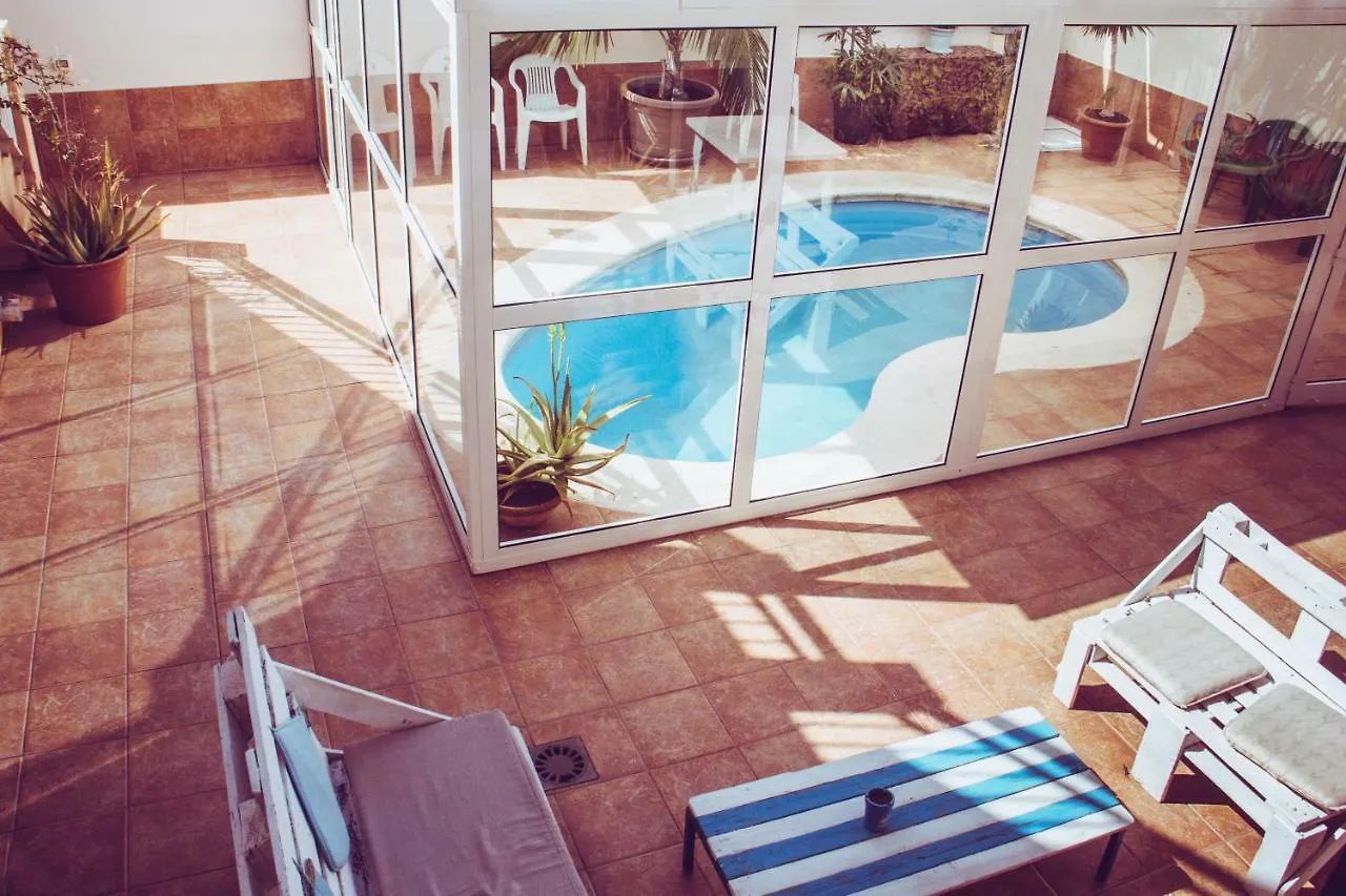 Aloe Vera Shared House Ελ Μέντανο